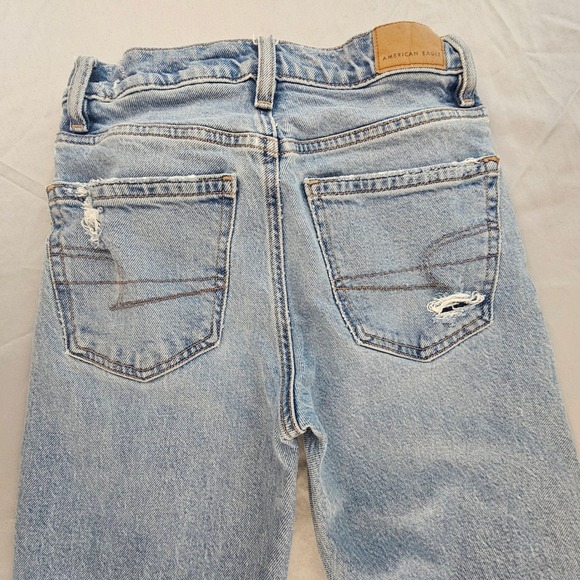 American Eagle 000 (24") Super High Rise Distressed Jeans Lighter Wash L700 - Picture 7 of 7